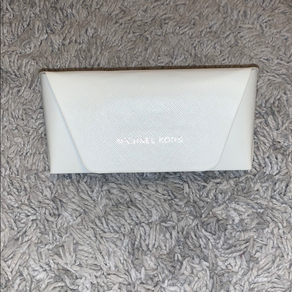 Sunglasses case